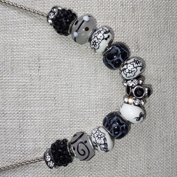 Art Glass Charm Bead Necklace - Picture 2 of 4